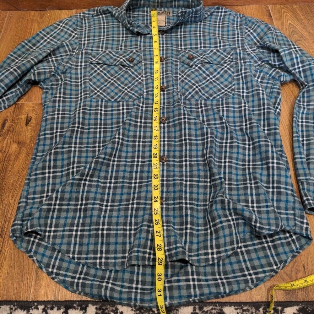 Duluth Mens Free Swingin Wicking Flannel Shirt Size L Blue Button LS Lightweight - Picture 12 of 14